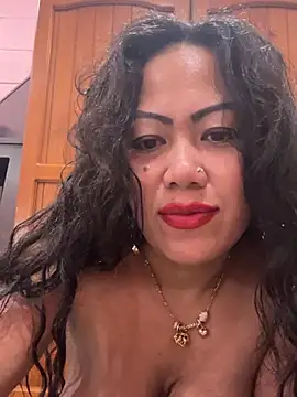Lindarossyta online show from July 29, 6:50 pm