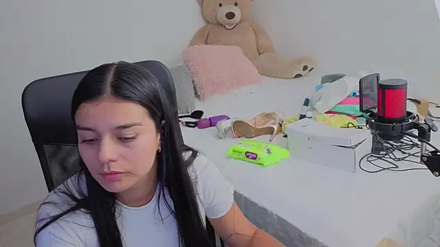 valerihouse online show from February 22, 12:56 am