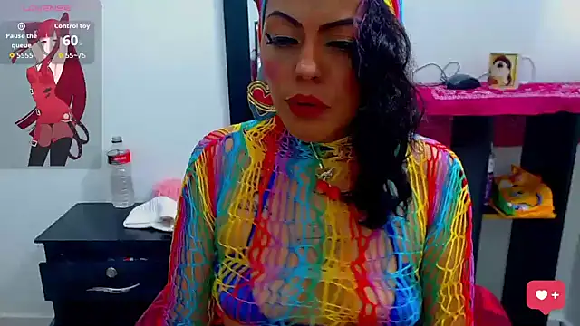 Snapshot of monica_loveet chatting on October 9, 6:00 am monica loveet online show from October 9, 6:00 am
