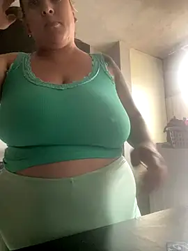 bruna438 online show from October 2, 10:44 am