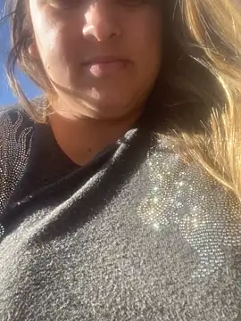 bruna438 online show from July 7, 2:32 pm