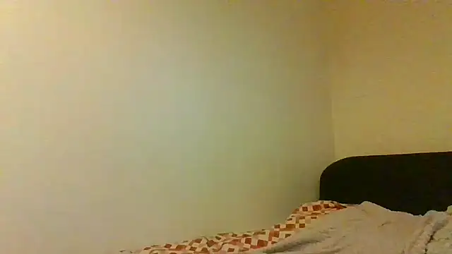 Snapshot of goldenman59 chatting on October 10, 4:06 pm goldenman59 online show from October 10, 4:06 pm