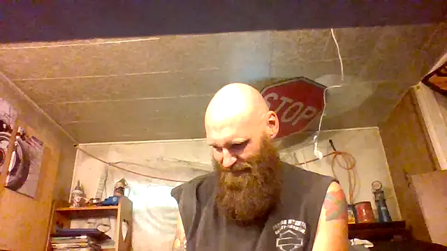 Snapshot of Cowboy815 chatting on May 31, 9:38 pm Cowboy815 online show from May 31, 9:38 pm