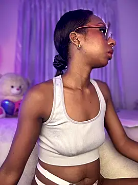 AmyRoss 1 online show from November 20, 1:00 pm