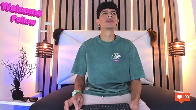 Franvill Trato online show from December 19, 7:54 pm