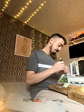 Snapshot of jaycoy22 chatting on November 1, 12:29 pm jaycoy22 online show from November 1, 12:29 pm