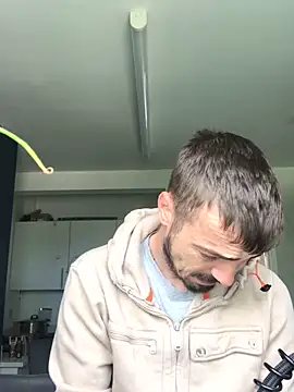 jaycoy22 online show from April 16, 9:21 am