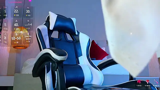 Thaiel Fosteer online show from January 16, 7:01 am