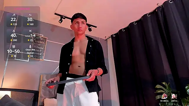 oliver mr  online show from November 30, 9:30 pm