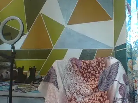 SEXY METISE online show from February 18, 11:11 am