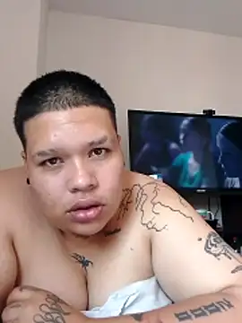 Yulian bigclit7 online show from April 4, 6:05 pm