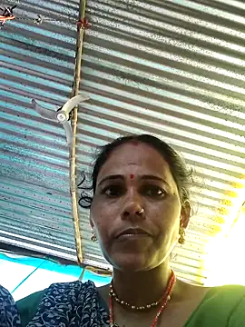 Pooja750 online show from October 7, 1:47 am