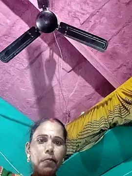 Pooja750 online show from October 25, 9:39 am