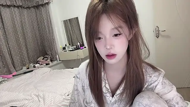 Snapshot of gentle-69 chatting on October 20, 10:59 am gentle-69 online show from October 20, 10:59 am
