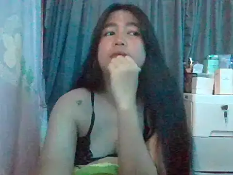 Snapshot of Asianhotskinny chatting on July 29, 4:10 am Asianhotskinny online show from July 29, 4:10 am