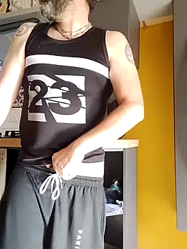 gigilola84 online show from May 27, 6:32 am