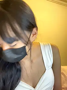 Minnie-2025 online show from September 28, 4:12 pm