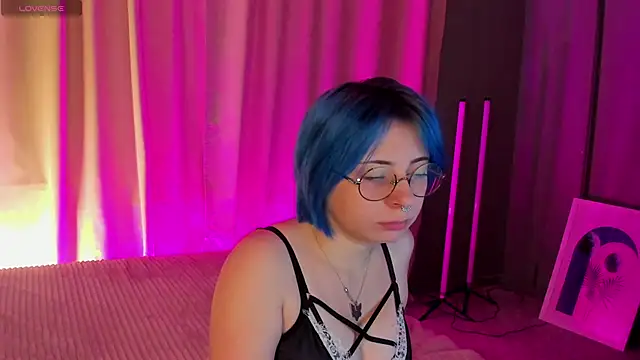 Penny Stanley online show from October 6, 3:04 am