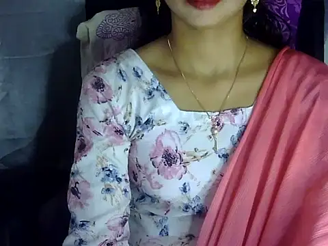 Snapshot of Rahat_S chatting on May 21, 6:20 am Rahat S online show from May 21, 6:20 am
