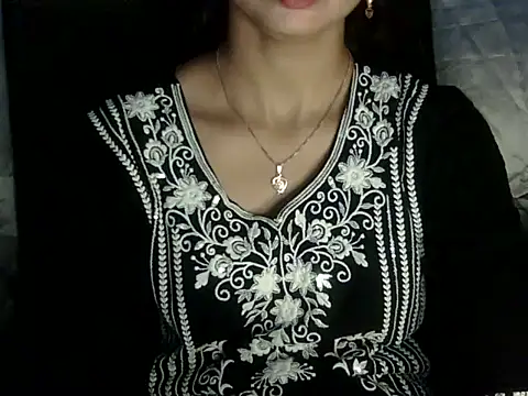 Snapshot of Rahat_S chatting on June 18, 7:08 am Rahat S online show from June 18, 7:08 am