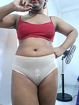 BeautyGirl sara online show from May 27, 7:16 am