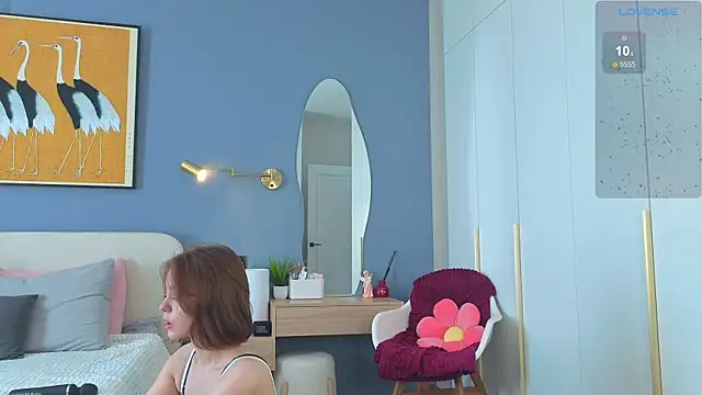 Snapshot of charlottacardi chatting on April 29, 6:17 am charlottacardi online show from April 29, 6:17 am