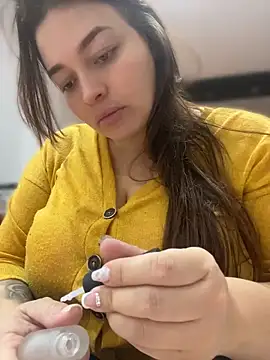 sarahreyess 11 online show from April 15, 11:06 am