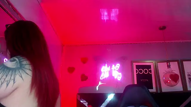 Snapshot of Red_Bunny_v chatting on May 27, 1:08 pm Red Bunny v online show from May 27, 1:08 pm
