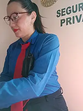 Snapshot of Hannah-colx chatting on September 13, 1:00 pm Hannah-colx online show from September 13, 1:00 pm
