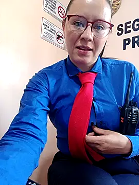 Snapshot of Hannah-colx chatting on September 19, 4:29 pm Hannah-colx online show from September 19, 4:29 pm
