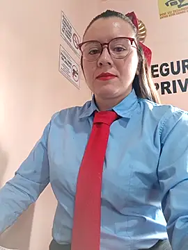Snapshot of Hannah-colx chatting on April 22, 1:12 pm Hannah-colx online show from April 22, 1:12 pm