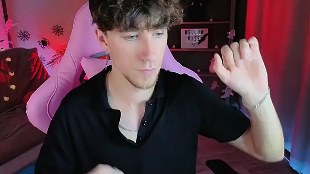 mark caron online show from October 26, 8:26 pm