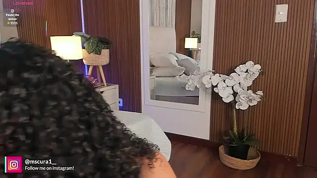 miss curazao online show from March 28, 12:27 pm