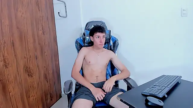 LittleDanny  online show from September 9, 2:05 pm