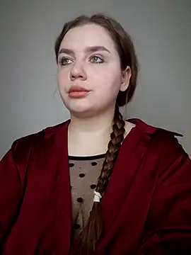 Snapshot of yourgem__ chatting on May 16, 2:19 am yourgem online show from May 16, 2:19 am