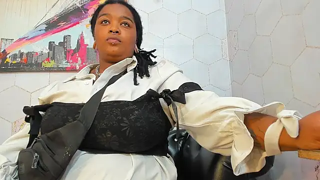 Anaa Fuentess online show from April 13, 11:48 am