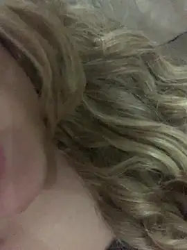 Snapshot of anjinhabs chatting on February 24, 3:37 am anjinhabs online show from February 24, 3:37 am