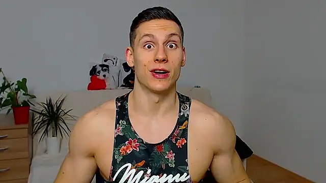 ZeinMiracles online show from November 22, 7:13 pm