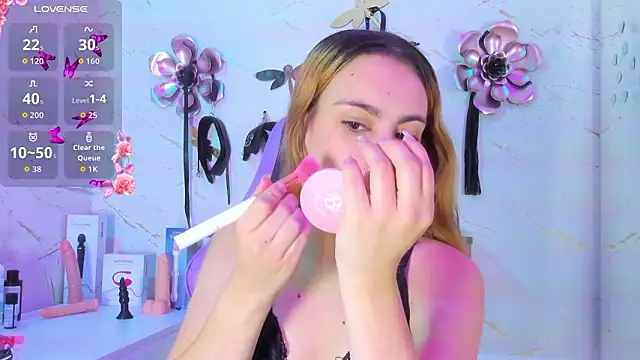 Natasha-Adams online show from March 23, 9:30 pm