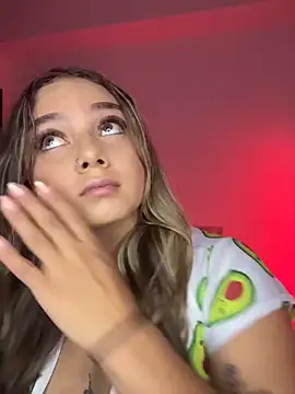 AnnyLopezzz  online show from October 3, 4:53 am