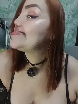 MayaLuna1 online show from February 4, 10:26 pm