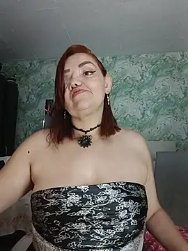 MayaLuna1 online show from February 21, 9:38 pm