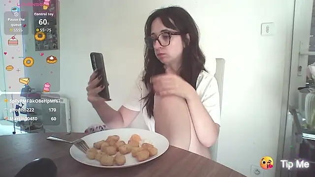 CornetDeGlace online show from September 19, 1:45 pm