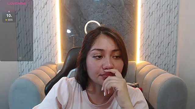 Ivony18 b online show from November 30, 8:07 am