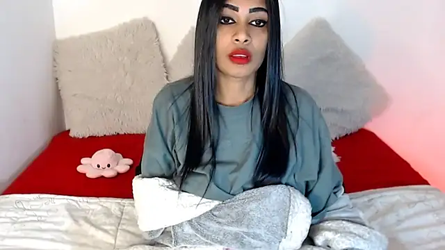 indianchic89 online show from June 20, 3:20 am