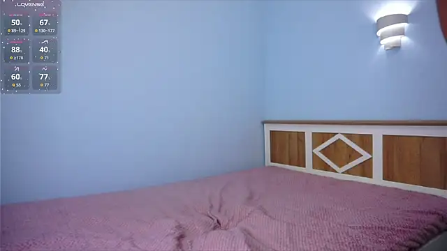 JerrieCham online show from November 20, 4:01 am