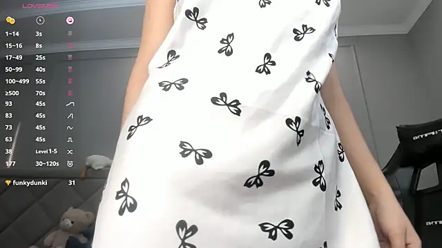 Yunleah online show from October 22, 2:23 am