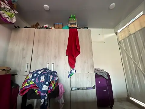 amanne misa online show from October 31, 5:25 pm