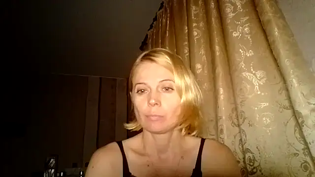 LiluXRose online show from September 25, 8:34 pm