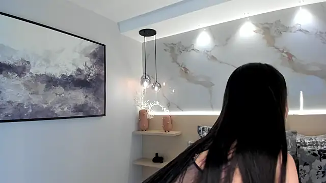 SolAvelar online show from June 17, 11:49 pm